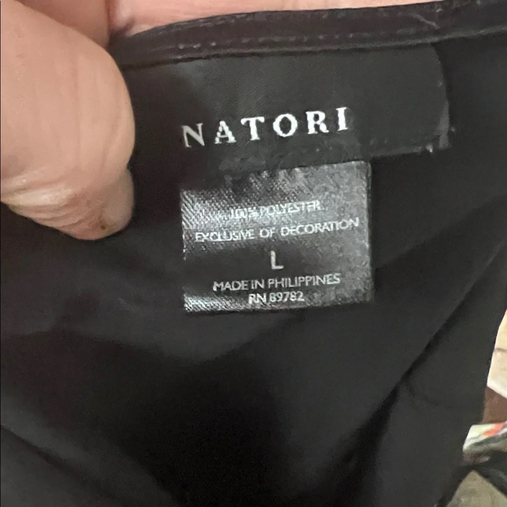 Natori Black Silky camisole L - Picture 2 of 2